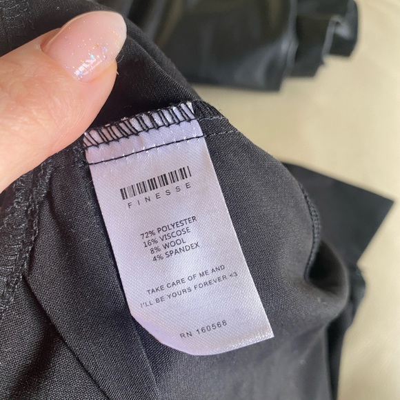 Finesse size XS Women's Black Crop-top - Picture 4 of 9